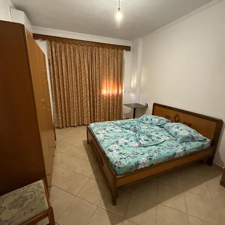 Gusti Seaview Appartement *