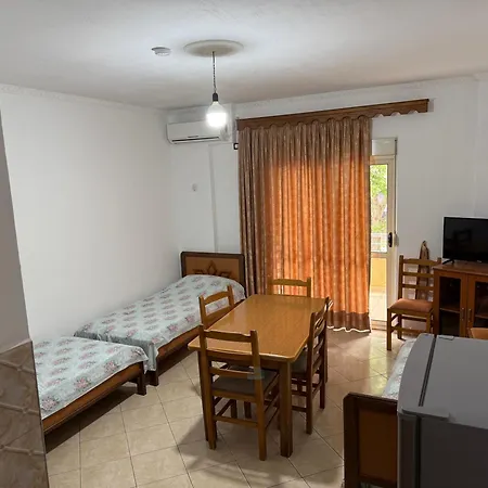 Gusti Seaview Appartement